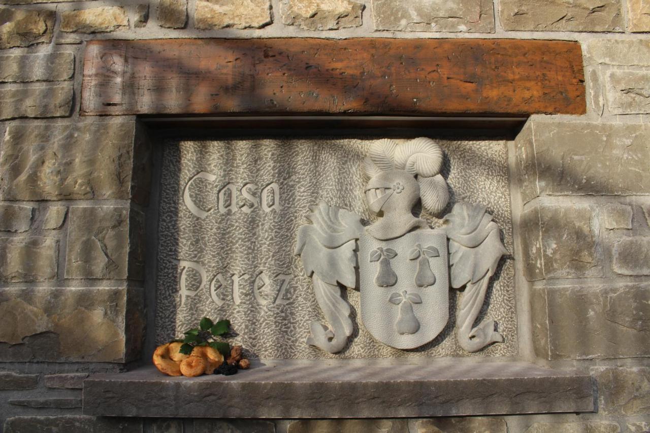 Yebra de Basa Casa Perez 게스트하우스 외부 사진
